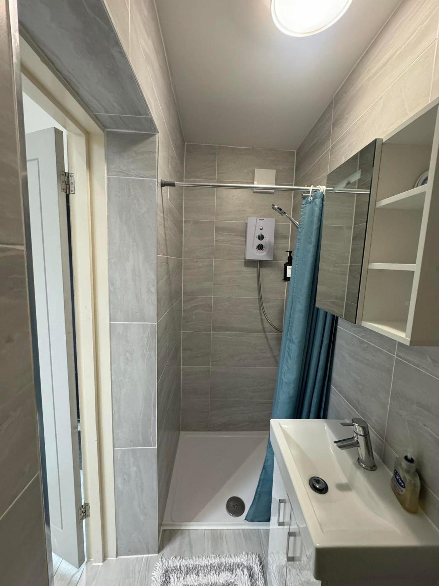Studio Room Next To Gatwick Crawley  Exteriér fotografie