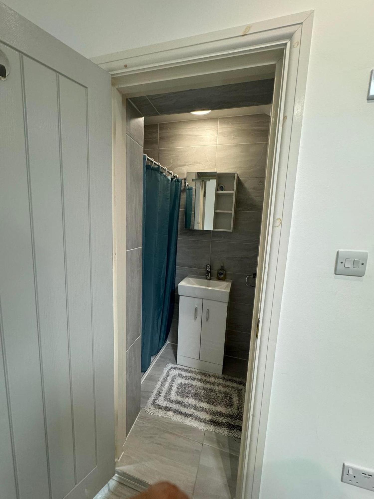 Studio Room Next To Gatwick Crawley  Exteriér fotografie